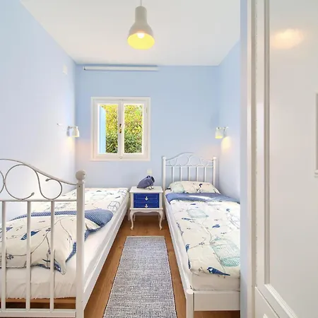Holiday home Blue Dondola *