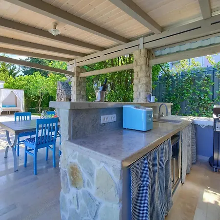 Blue Dondola Holiday home Malinska